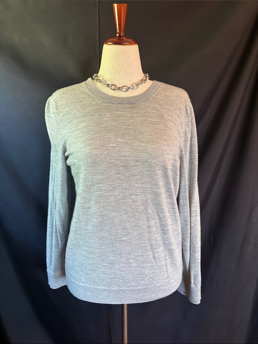 Banana Republic Light Gray Crewneck Sweater